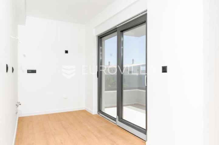 Zadar, Privlaka, penthouse s pogledom na more, 90,50 m²