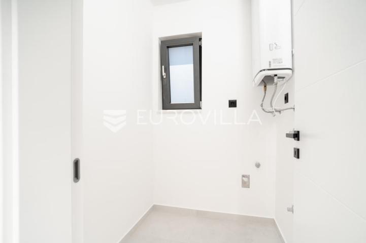 Zadar, Privlaka, penthouse s pogledom na more, 90,50 m²