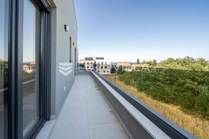 Zadar, Privlaka, penthouse s pogledom na more, 90,50 m²