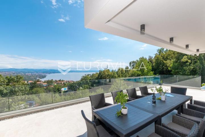 Opatija okolica, Mihotići, luksuzna vila 342 m² s infinity bazenom i wellnessom
