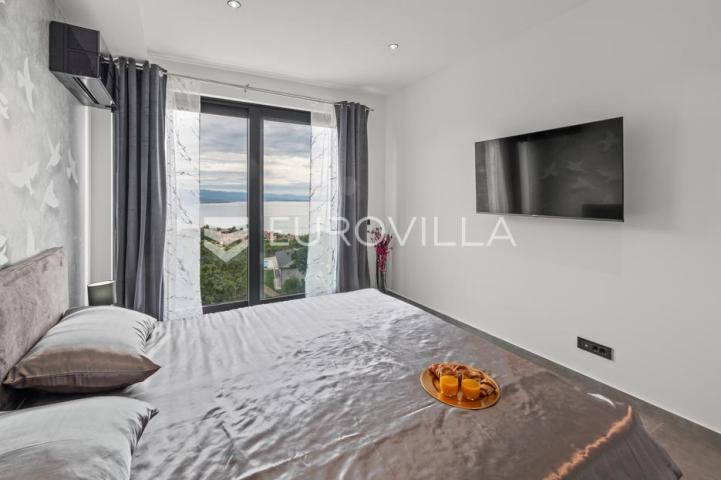Opatija okolica, Mihotići, luksuzna vila 342 m² s infinity bazenom i wellnessom