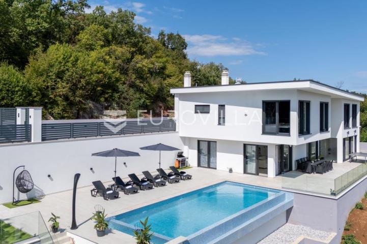 Opatija okolica, Mihotići, luksuzna vila 342 m² s infinity bazenom i wellnessom