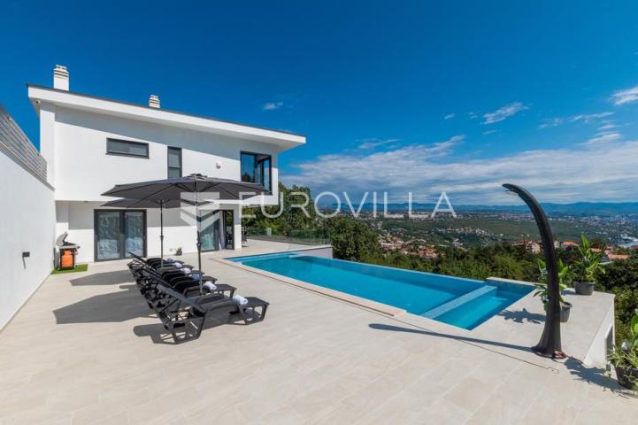 Opatija okolica, Mihotići, luksuzna vila 342 m² s infinity bazenom i wellnessom