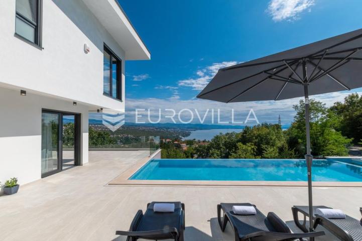 Opatija okolica, Mihotići, luksuzna vila 342 m² s infinity bazenom i wellnessom