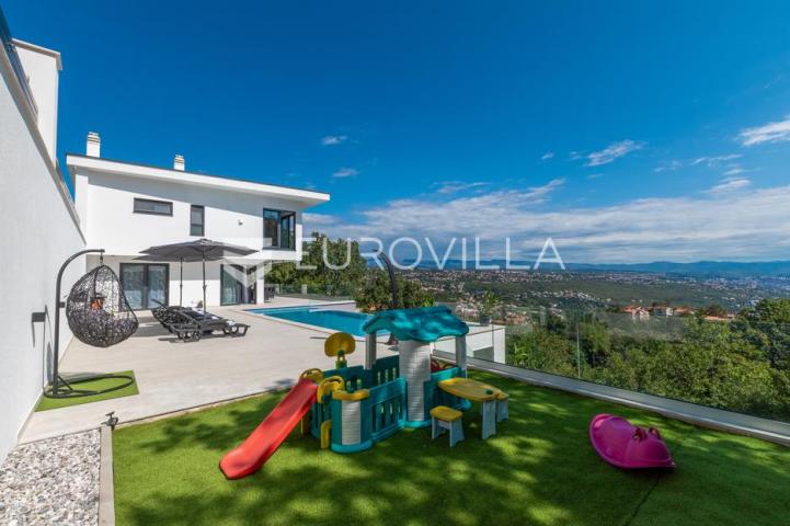 Opatija okolica, Mihotići, luksuzna vila 342 m² s infinity bazenom i wellnessom
