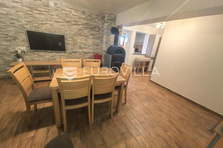 Zagreb, BRANIMIROVA, funkcionalan trosoban stan u prizemlju kuće, 62 m²