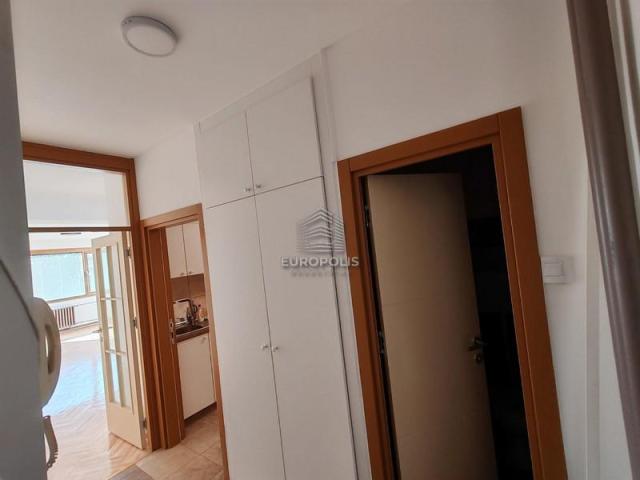 Fotografija stana 21 od 32