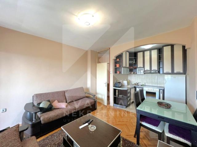 Izdavanje, Dvosoban stan, Podgorica, Pejton, 65m2