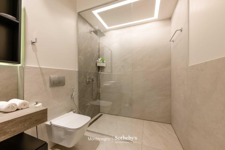 Luxury 1-bdr apartment, Marina Village, Lustica Bay