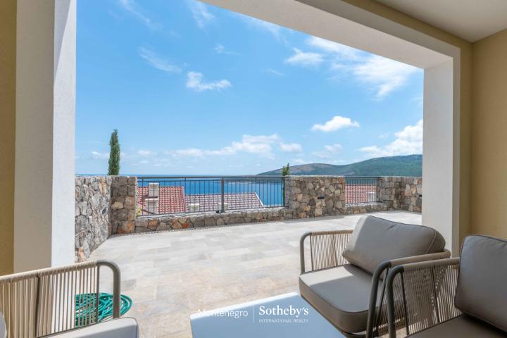 Luxury 1-bdr apartment, Marina Village, Lustica Bay
