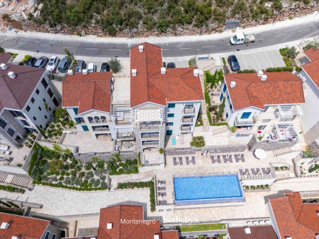 Luxury 1-bdr apartment, Marina Village, Lustica Bay