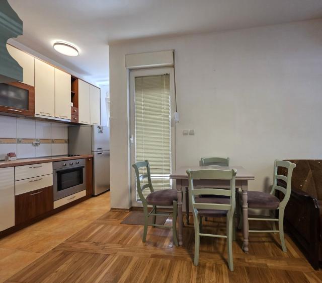 Namještena garsonjera, 40m2, Vezirov most, Podgorica