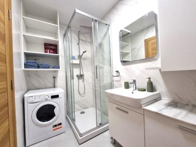Jednosoban lijepo namješten stan, 47m2, New city, Podgorica