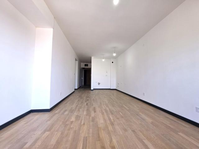 Trosoban stan, 84m2, Gorica C, Podgorica