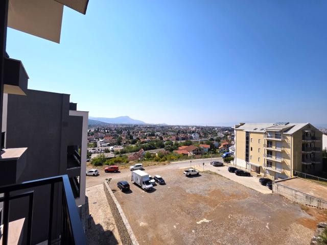 Trosoban stan, 84m2, Gorica C, Podgorica