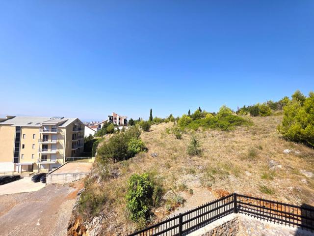 Trosoban stan, 84m2, Gorica C, Podgorica