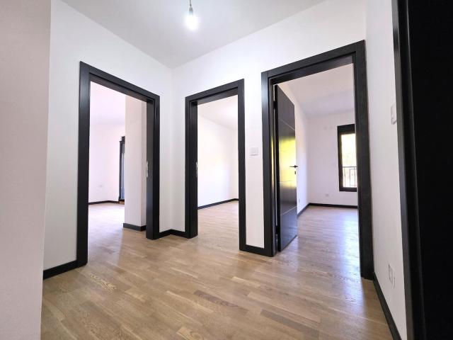Trosoban stan, 84m2, Gorica C, Podgorica