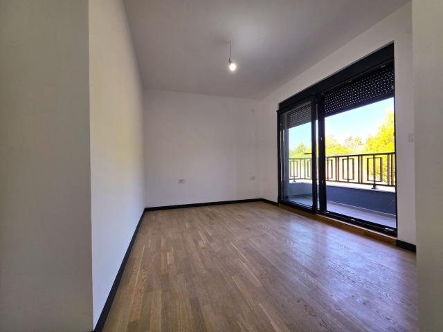 Trosoban stan, 84m2, Gorica C, Podgorica