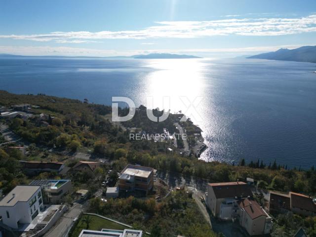 OPATIJA, PAVLOVAC- građevinsko zemljište 1420 m2 s panoramskim pogledom na more za stambenu zgradu-s