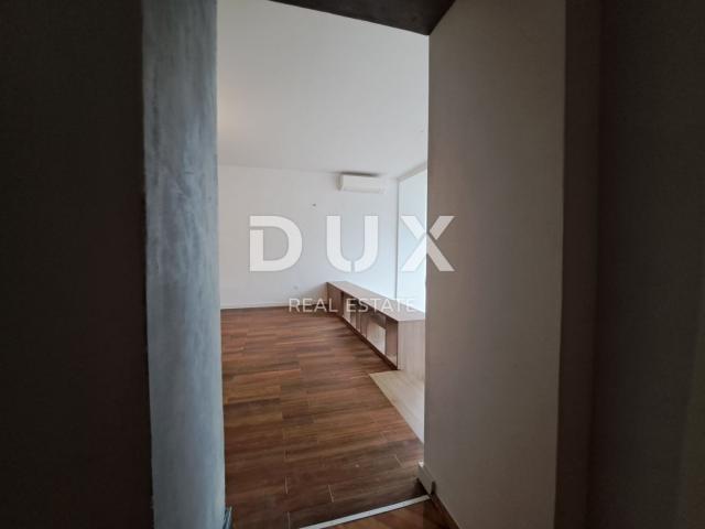 OPATIJA, CENTAR - stan u centru od 108 m2, drugi red do mora s garažom