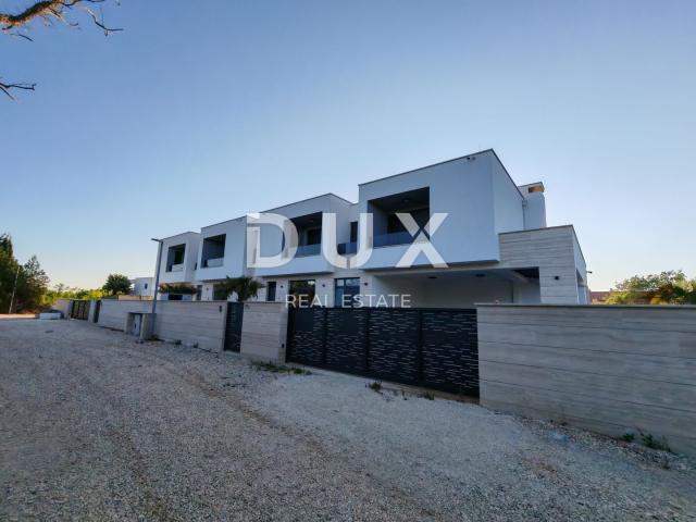  ZADAR, ZATON -  Luksuzna Dvojna Vila s Grijanim Bazenom, Saunom i Teretanom! Novogradnja! B1