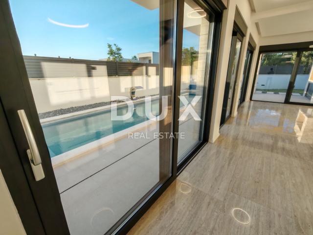  ZADAR, ZATON -  Luksuzna Dvojna Vila s Grijanim Bazenom, Saunom i Teretanom! Novogradnja! B1