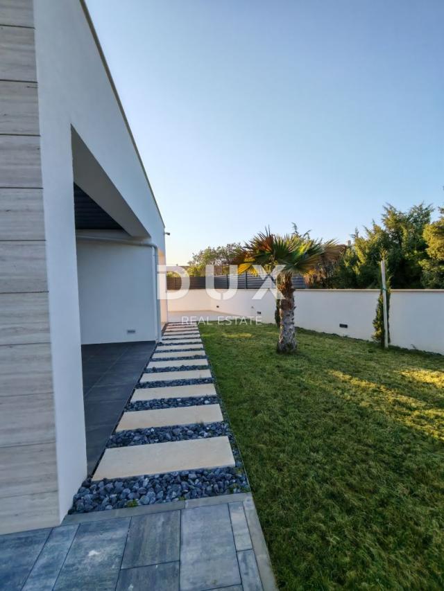  ZADAR, ZATON -  Luksuzna Dvojna Vila s Grijanim Bazenom, Saunom i Teretanom! Novogradnja! B1
