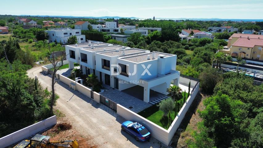  ZADAR, ZATON -  Luksuzna Dvojna Vila s Grijanim Bazenom, Saunom i Teretanom! Novogradnja! B1