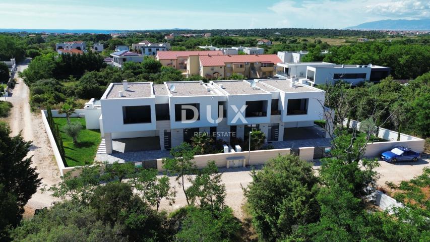  ZADAR, ZATON -  Luksuzna Dvojna Vila s Grijanim Bazenom, Saunom i Teretanom! Novogradnja! B1
