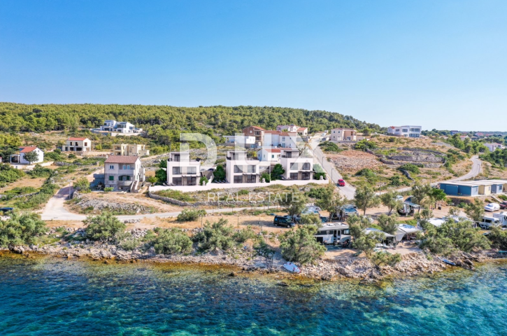 ZADAR, NOVIGRAD - Vila iz snova s pogledom na more u Novigradu! 