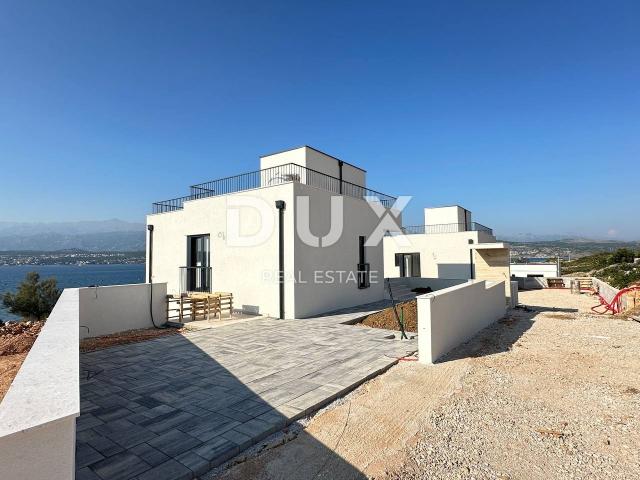ZADAR, NOVIGRAD - Vila iz snova s pogledom na more u Novigradu! 