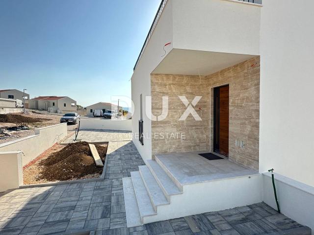 ZADAR, NOVIGRAD - Vila iz snova s pogledom na more u Novigradu! 