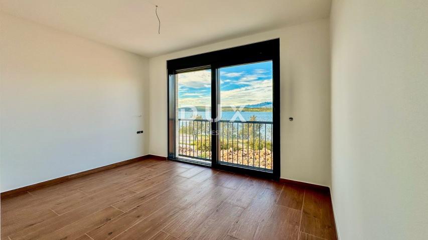 ZADAR, NOVIGRAD - Vila iz snova s pogledom na more u Novigradu! 