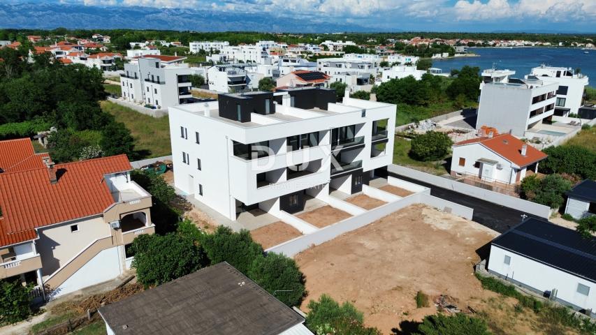 ZADAR, PRIVLAKA - Ekskluzivna Prilika za Luksuzan Život Uz Plažu u Modernoj Novogradnji! S2