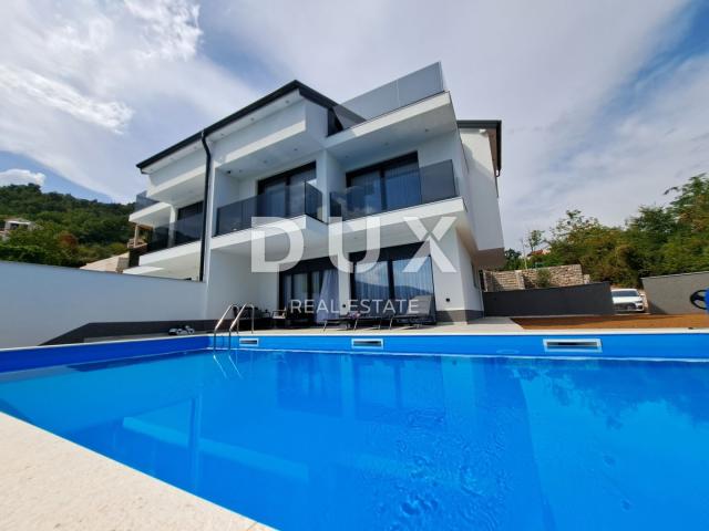 OPATIJA, LOVRAN - luksuzna vila s dva stana, dva bazena i pogledom na more 