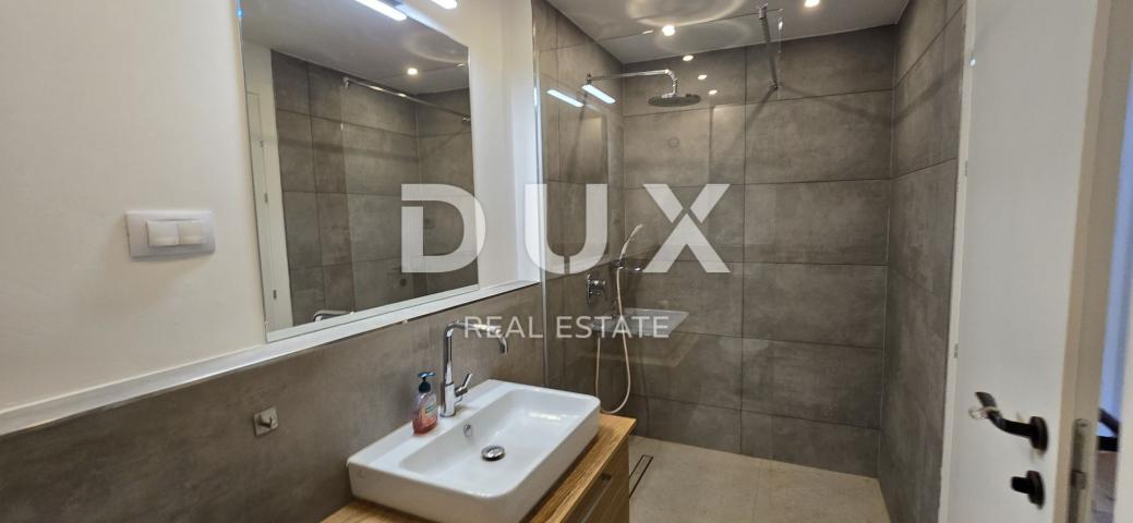ISTRA, ROVINJ - Novoizgrađena vila s bazenom i dodatnim apartmanom, rub naselja