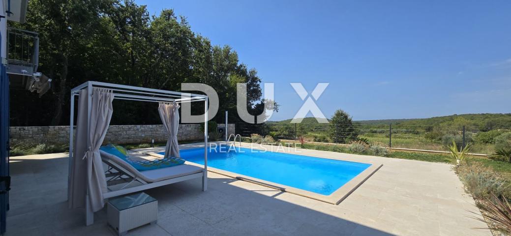 ISTRA, ROVINJ - Novoizgrađena vila s bazenom i dodatnim apartmanom, rub naselja