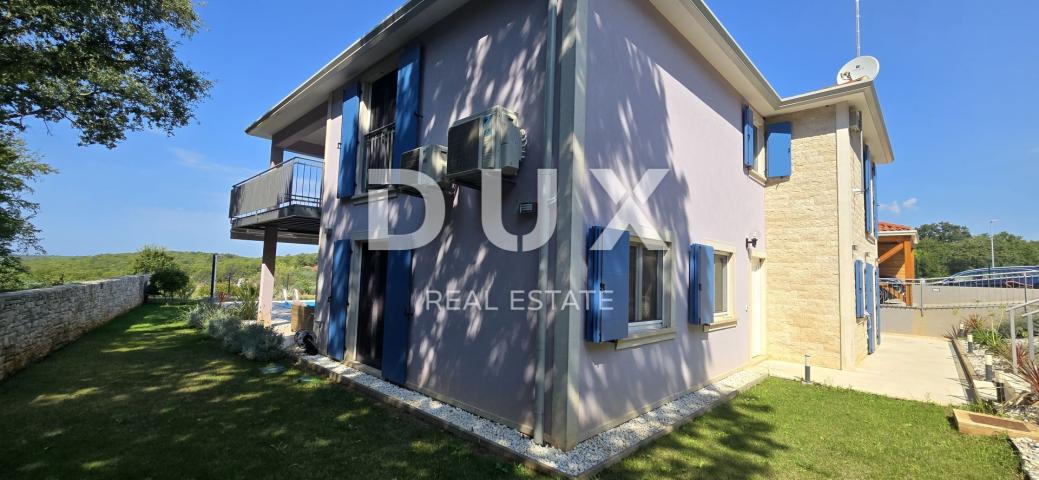 ISTRA, ROVINJ - Novoizgrađena vila s bazenom i dodatnim apartmanom, rub naselja
