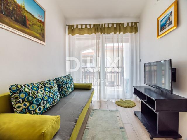 ISTRA, PEROJ - Atraktivna apartmanska kuća s bazenom i pogledom na more!