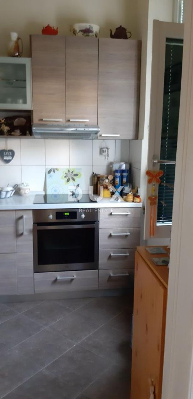 OPATIJA, LOVRAN - stan 152m2 s predivnim pogledom pun potencijala