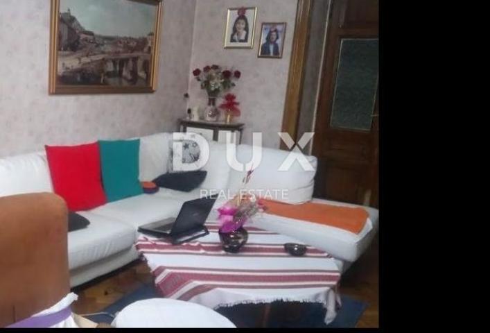 RIJEKA, CENTAR - 3S+DB Gospodski stan s balkonom u samom centru