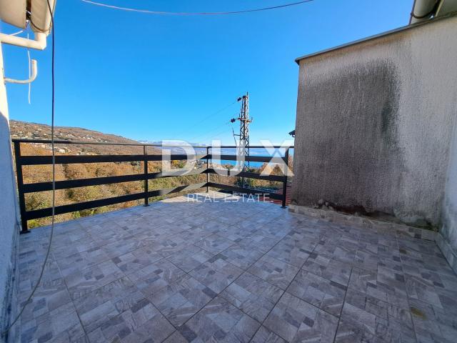 OPATIJA, LOVRAN – Wohnung mit Terrasse, Aussicht und Parkplatz – CHANCE FÜR EIN ZUHAUSE AM MEER!