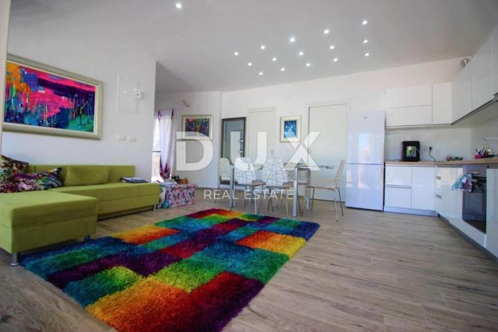 OTOK PAG, KOŠLJUN - Predivan trosobni apartman od 98 m2
