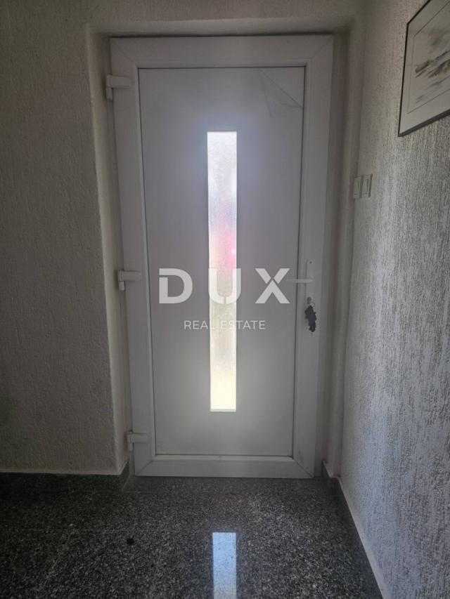 RIJEKA, ŠKURINJE - Long-term rental of an apartment with two separate apartments for 9 people