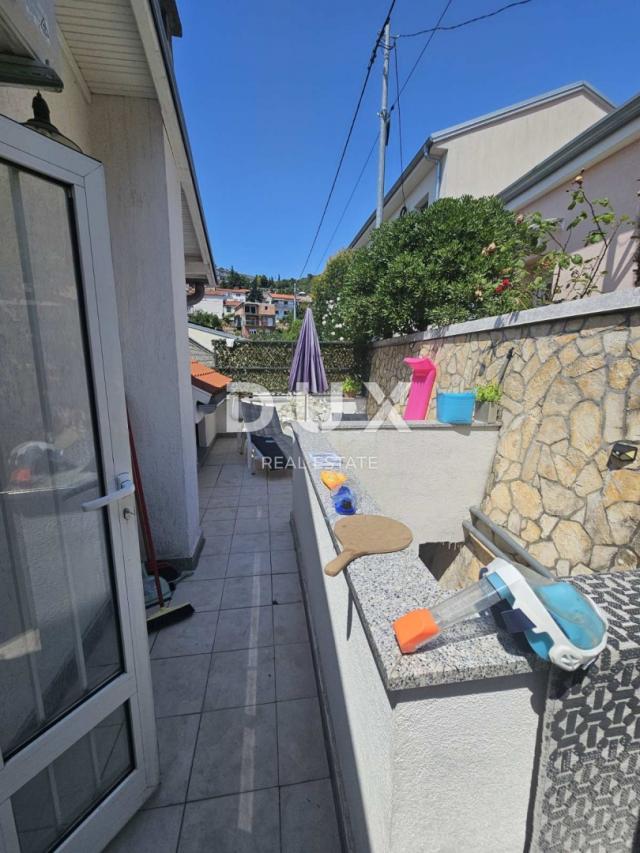 RIJEKA, ŠKURINJE - Long-term rental of an apartment with two separate apartments for 9 people