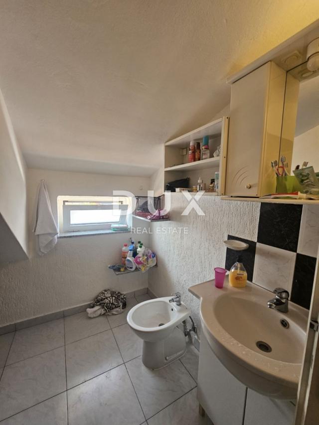 RIJEKA, ŠKURINJE - Long-term rental of an apartment with two separate apartments for 9 people