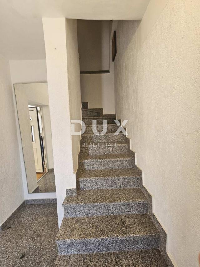 RIJEKA, ŠKURINJE - Long-term rental of an apartment with two separate apartments for 9 people