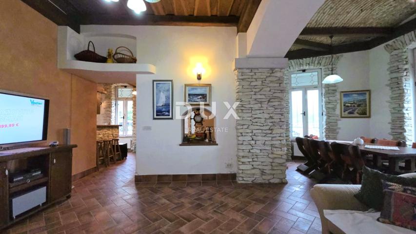 OPATIJA, VOLOSKO - vila s predivnim pogledom , 1. red do mora, 240m2