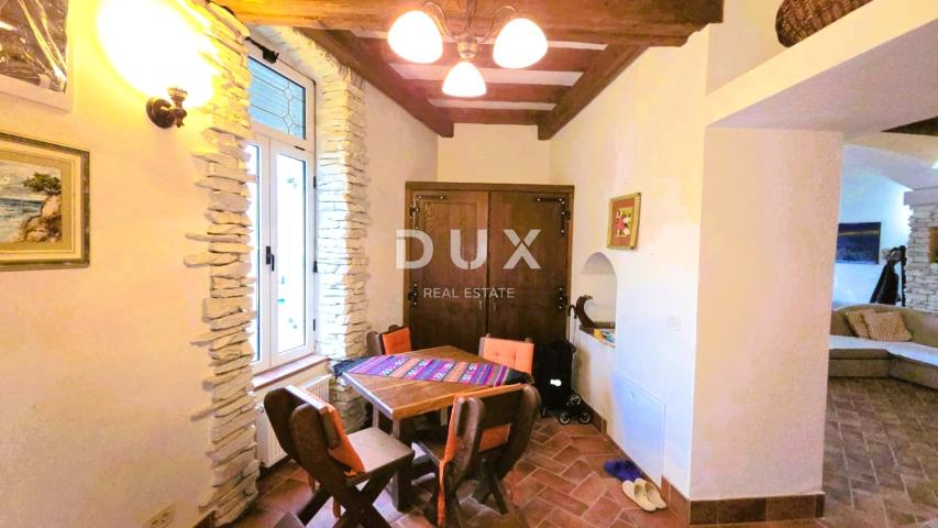 OPATIJA, VOLOSKO - vila s predivnim pogledom , 1. red do mora, 240m2