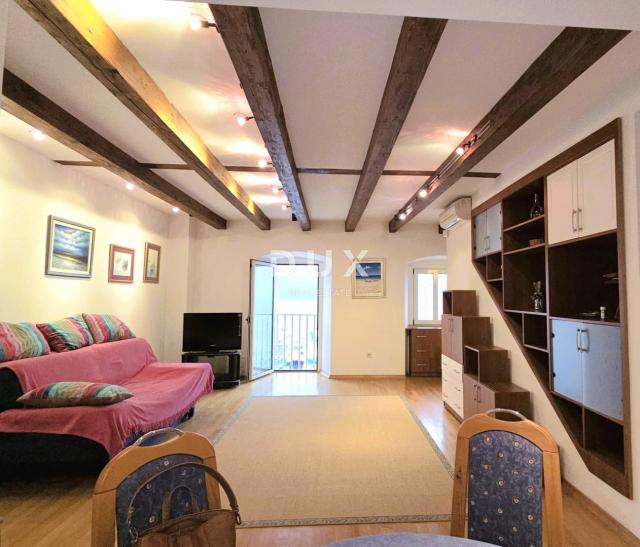 OPATIJA, VOLOSKO - vila s predivnim pogledom , 1. red do mora, 240m2